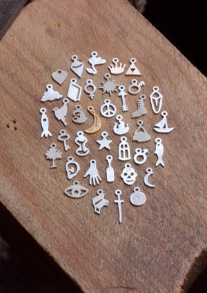 Charms for Large PHILOSOPHERS HAND / Talisman