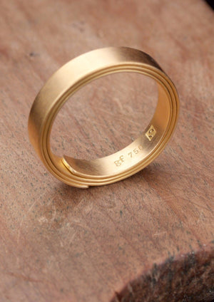 'Papyrus' Wide Fairtrade Gold or White Gold Ring