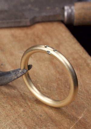 'Round Magic' — Fairtrade Gold Ring with Four Diamonds