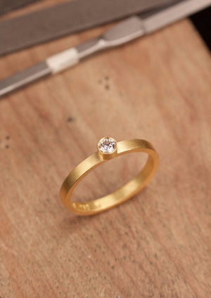'Hinomaru' Fairtrade Gold Diamond Ring
